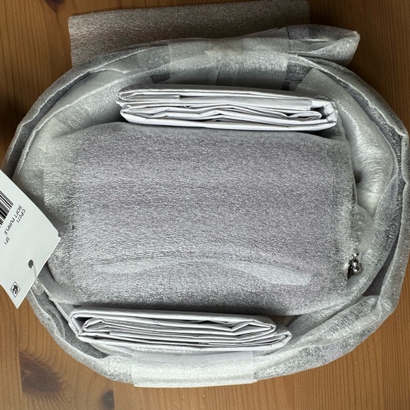 🌸 Coach Crossbody Pouch Soft Purple - Picture 9 of 12